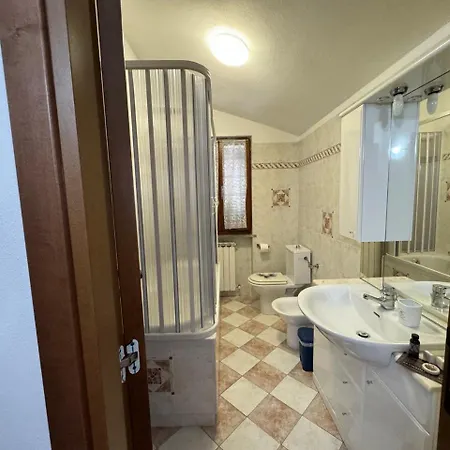 Apartment Lucky House Borghetto di Vara